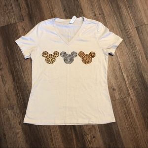 Disney World Animal Kingdom women’s S Top